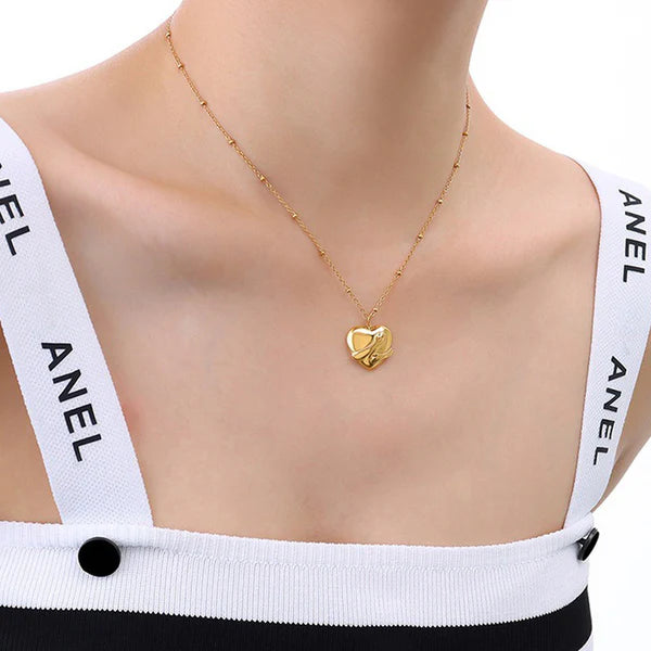 Anti Tarnish Heart Themed Pendant