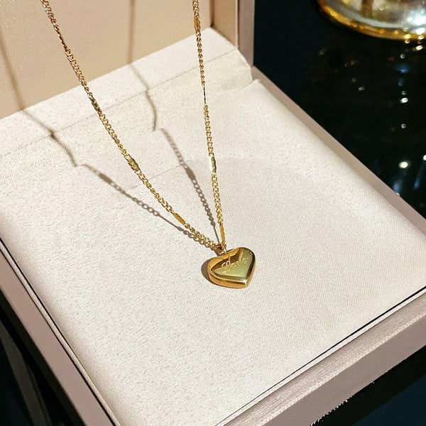 Gold Plated Stainless Steel Anti Tarnish Heart Themed Pendant For Women